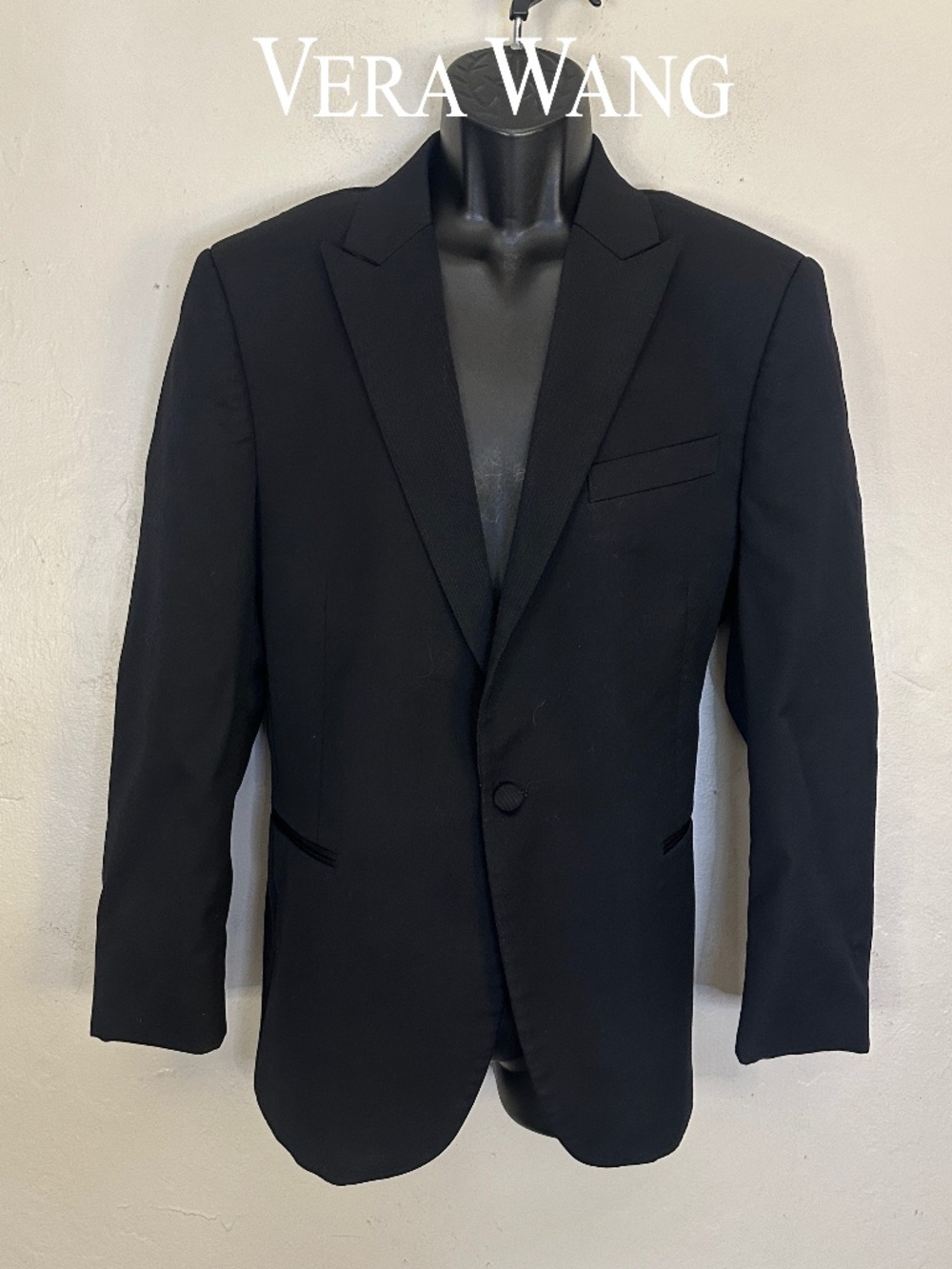 Vera Wang Black Peak Lapel Blazer ~40S no size tag Worsted wool Gently worn